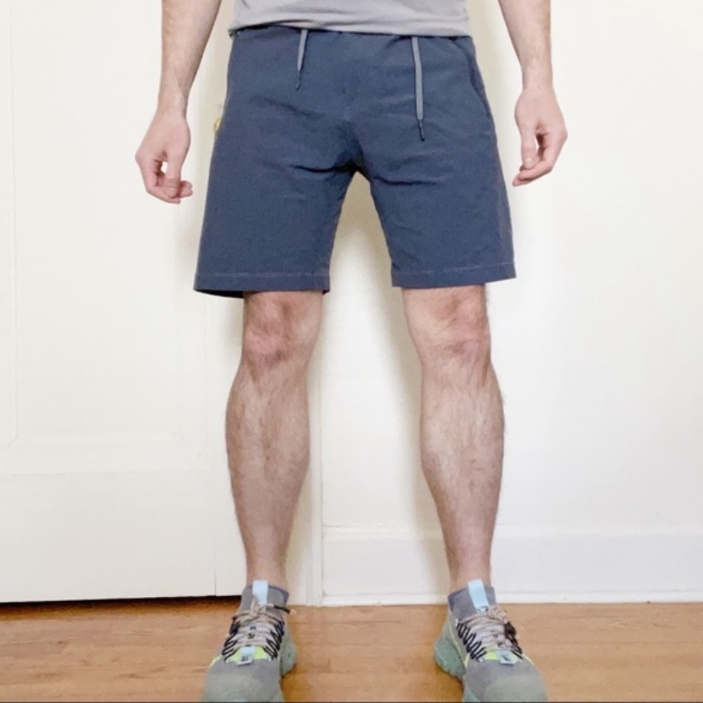 Mack Weldon Men’s 4-Way Active 8” Short Size XL Navy